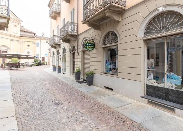La Barricaia Charme Nel Cuore Di Alba (Piedmont)